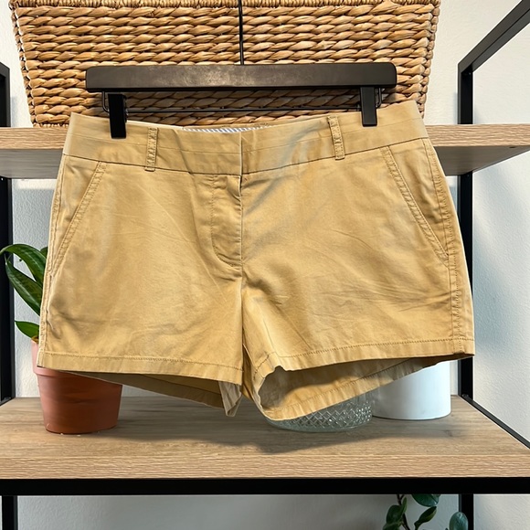 NWT J. Crew Mid-Rise Chino City Fit Short, 6